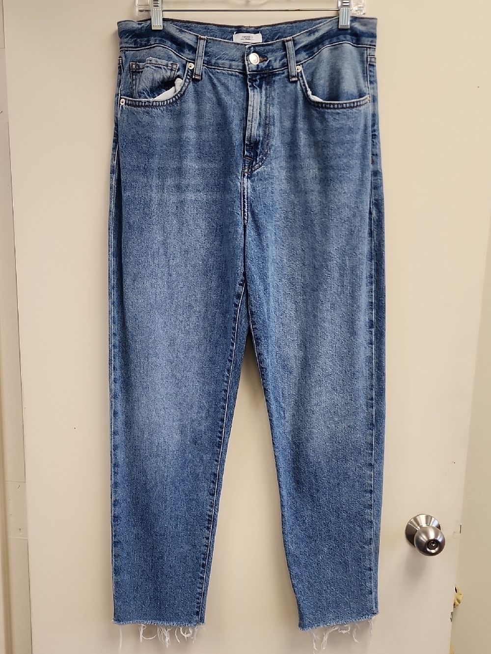 Forever 21 High Rise Straight Leg Jeans Size 30